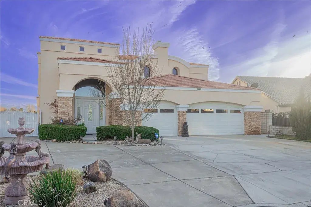 18425 Niagara Drive, Victorville