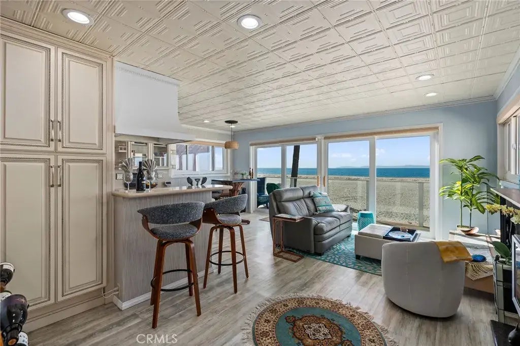 30 Surfside Avenue, Surfside