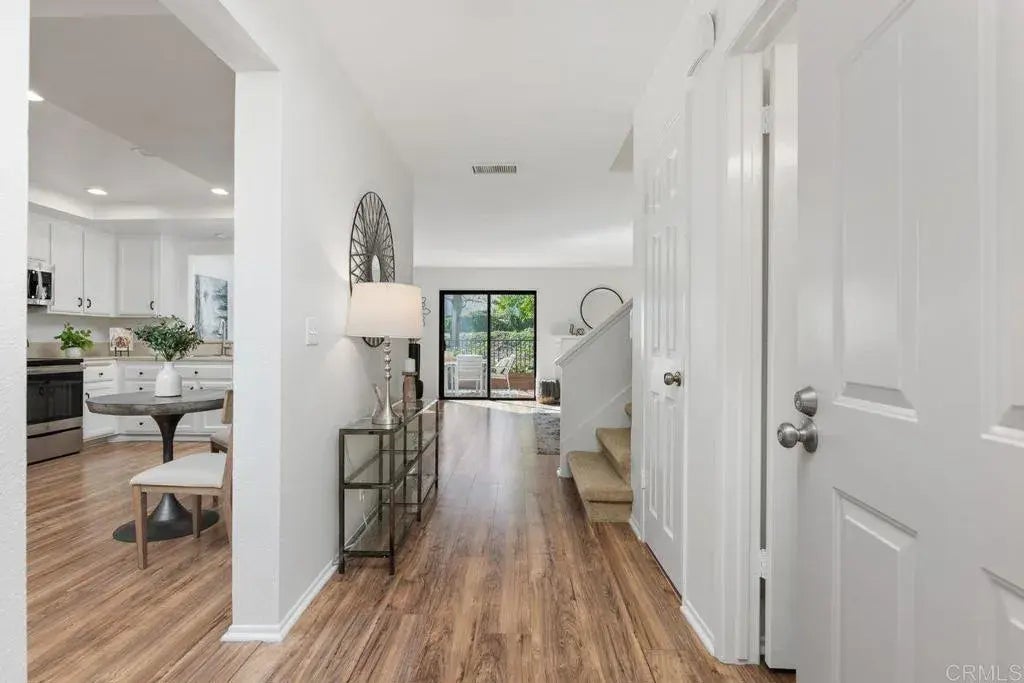 6541 Via Alcazar, Carlsbad