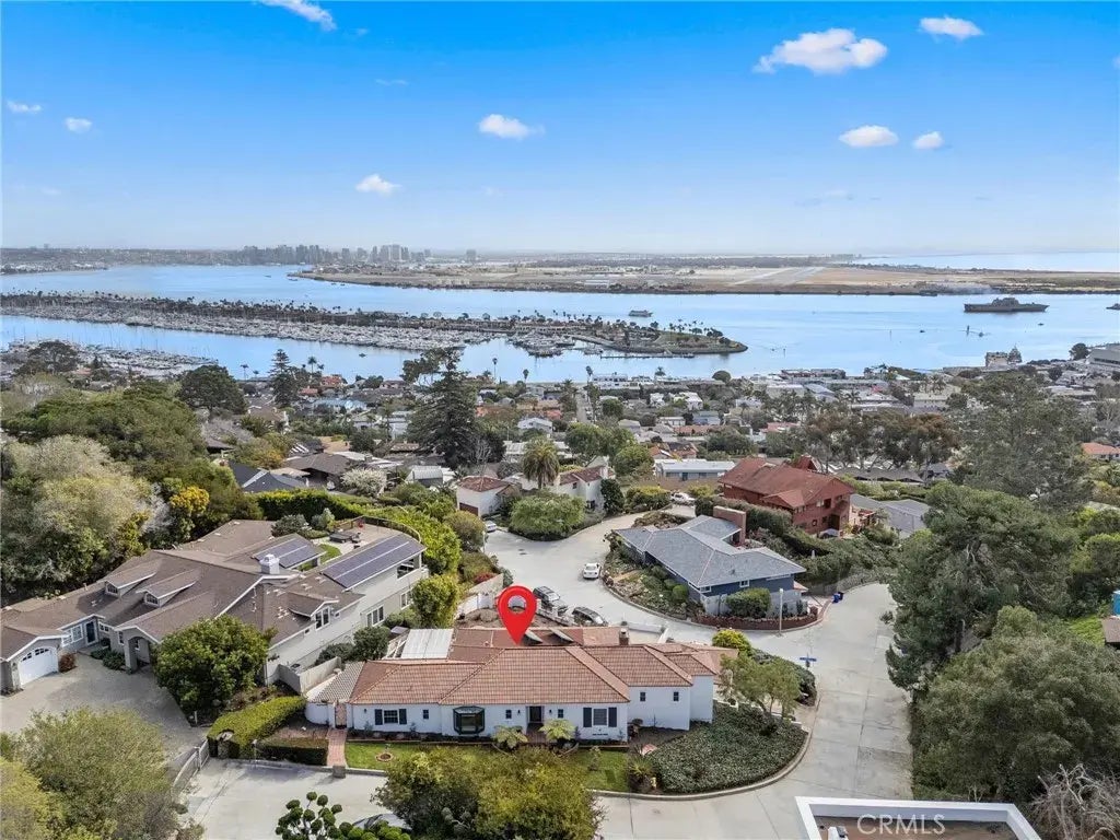 425 Tavara Place, POINT LOMA