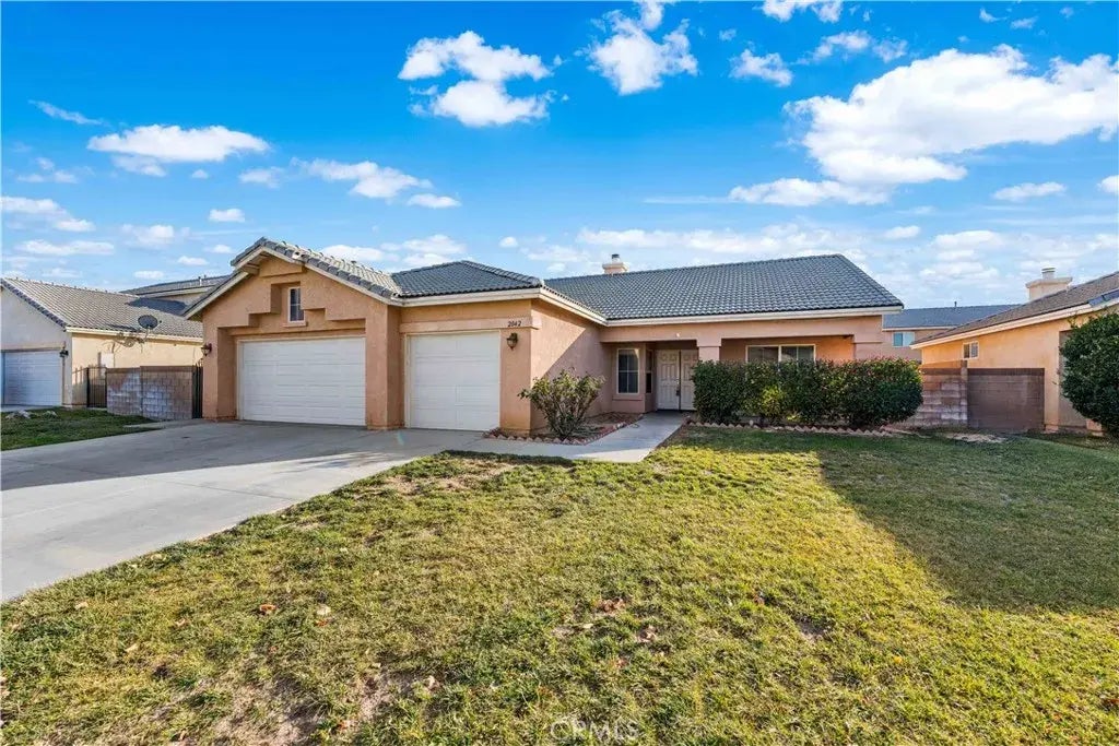 2042 W Avenue J5, Lancaster