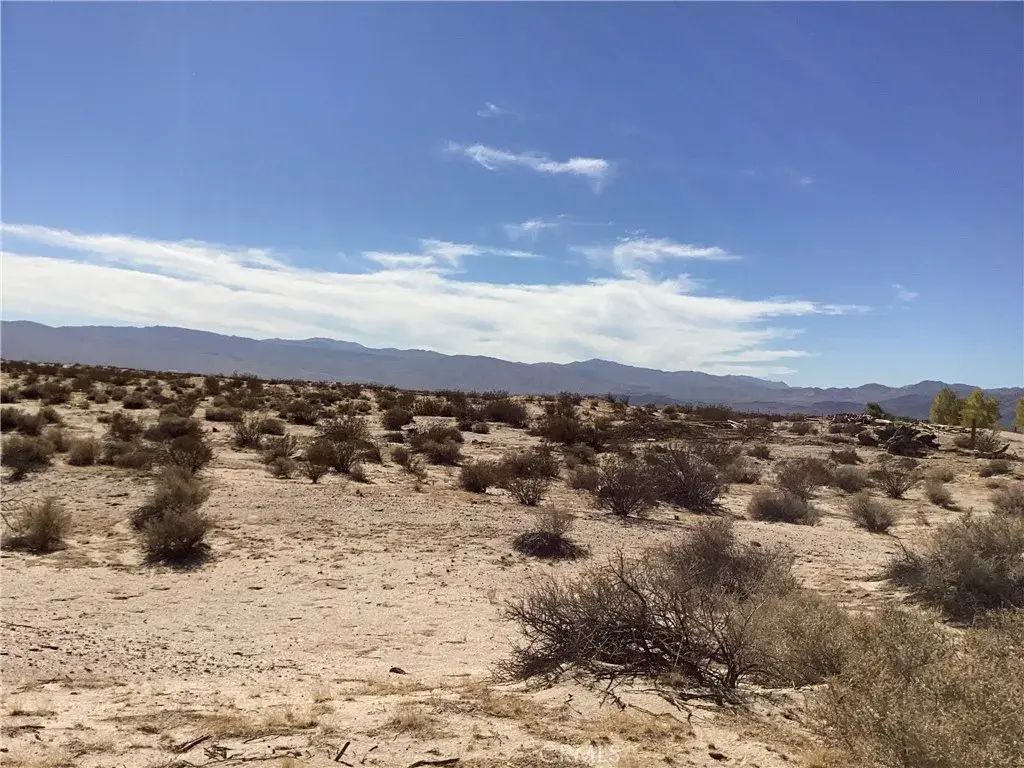 Silver Valley Rd, Newberry Springs