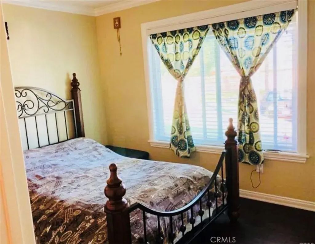 859 W 13th Street 1, Azusa