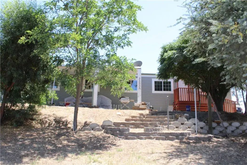 33535 Old State, Hemet