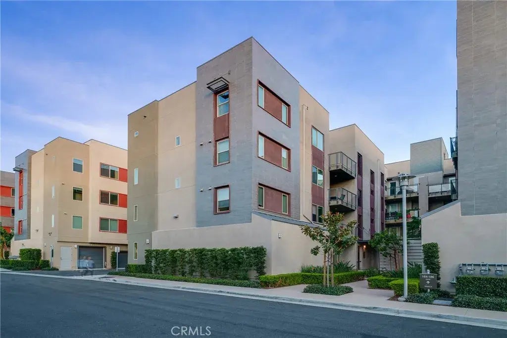 182 Tribeca, Irvine