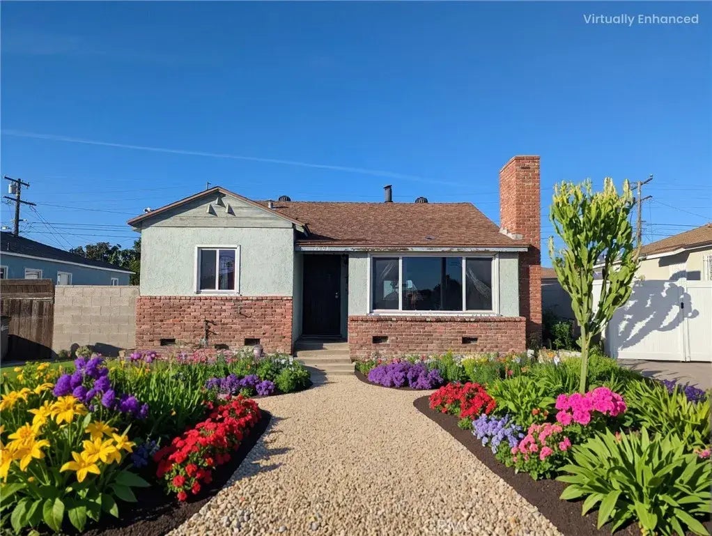 2703 W 152nd Street, Gardena