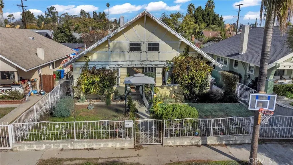 2041 W 29th Place, Los Angeles