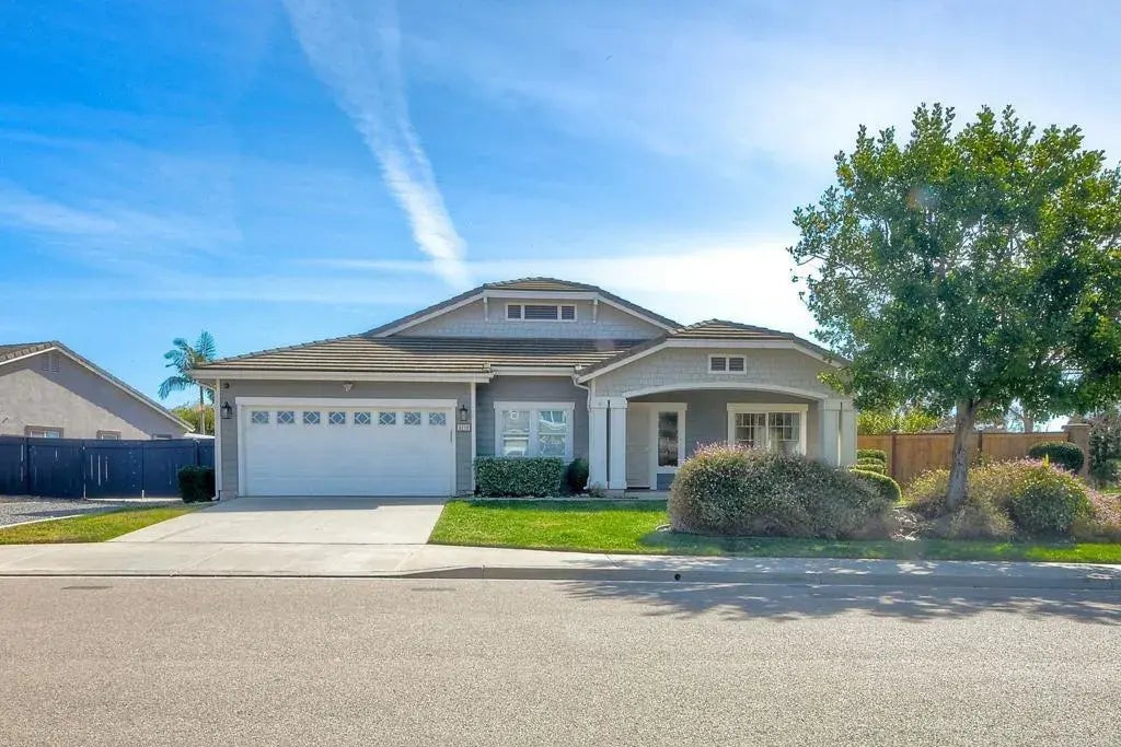 3213 Oak Wood Lane, Escondido