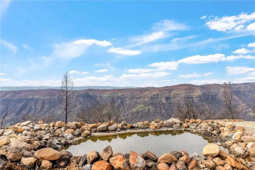 15293 Forest Ranch, Forest Ranch