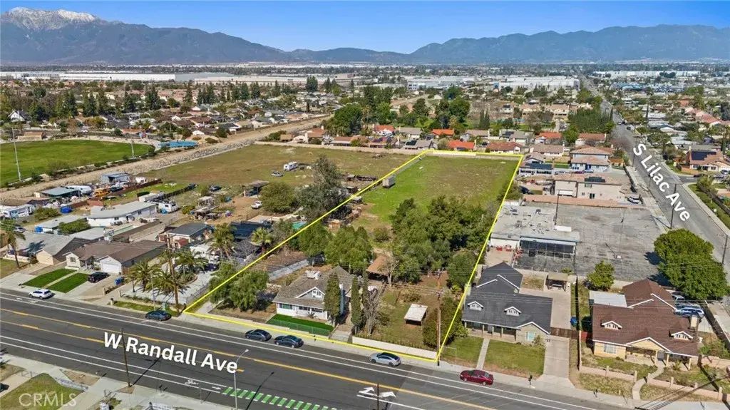 520 W Randall Avenue, Rialto