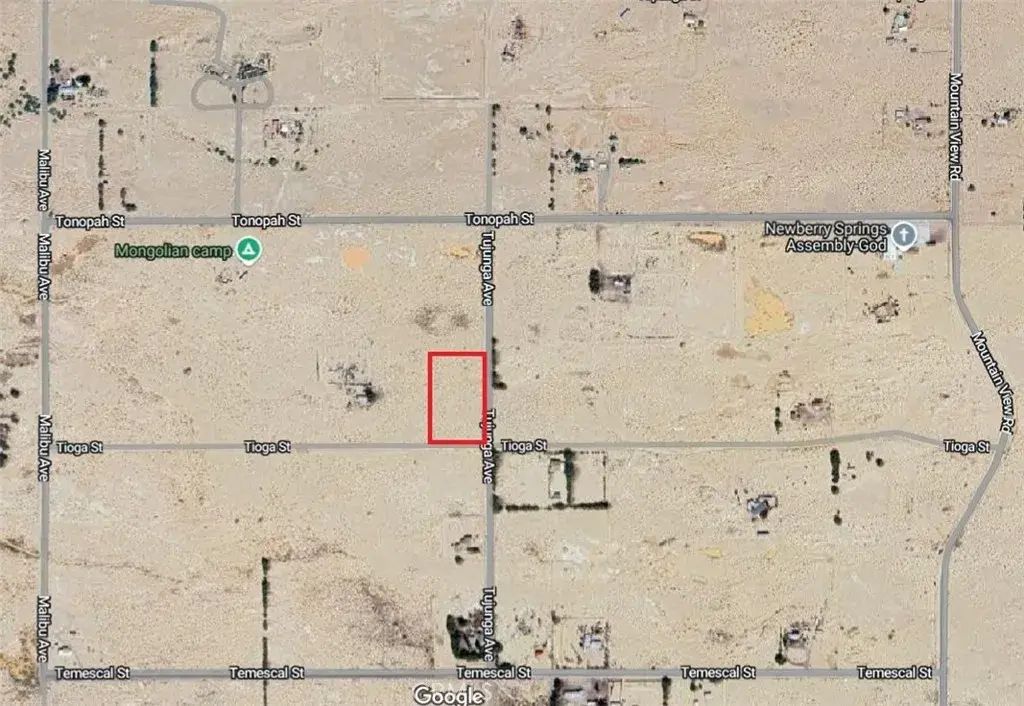 Tujunga Ave. & Tioga Ave., Newberry Springs