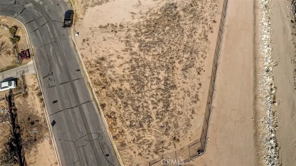 Avalon Rd, Victorville