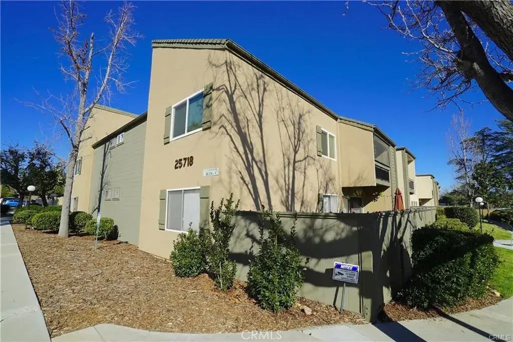 25718 Hogan Drive C3, Valencia