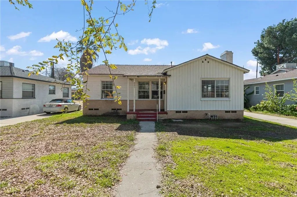 847 W 25th Street, San Bernardino