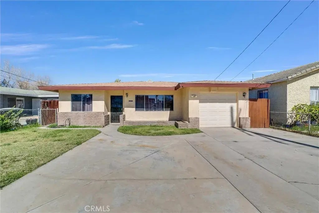 1474 W 9th Street, San Bernardino