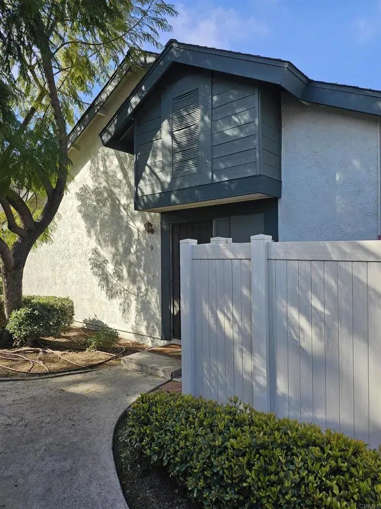 1735 Hollister Street 9, 