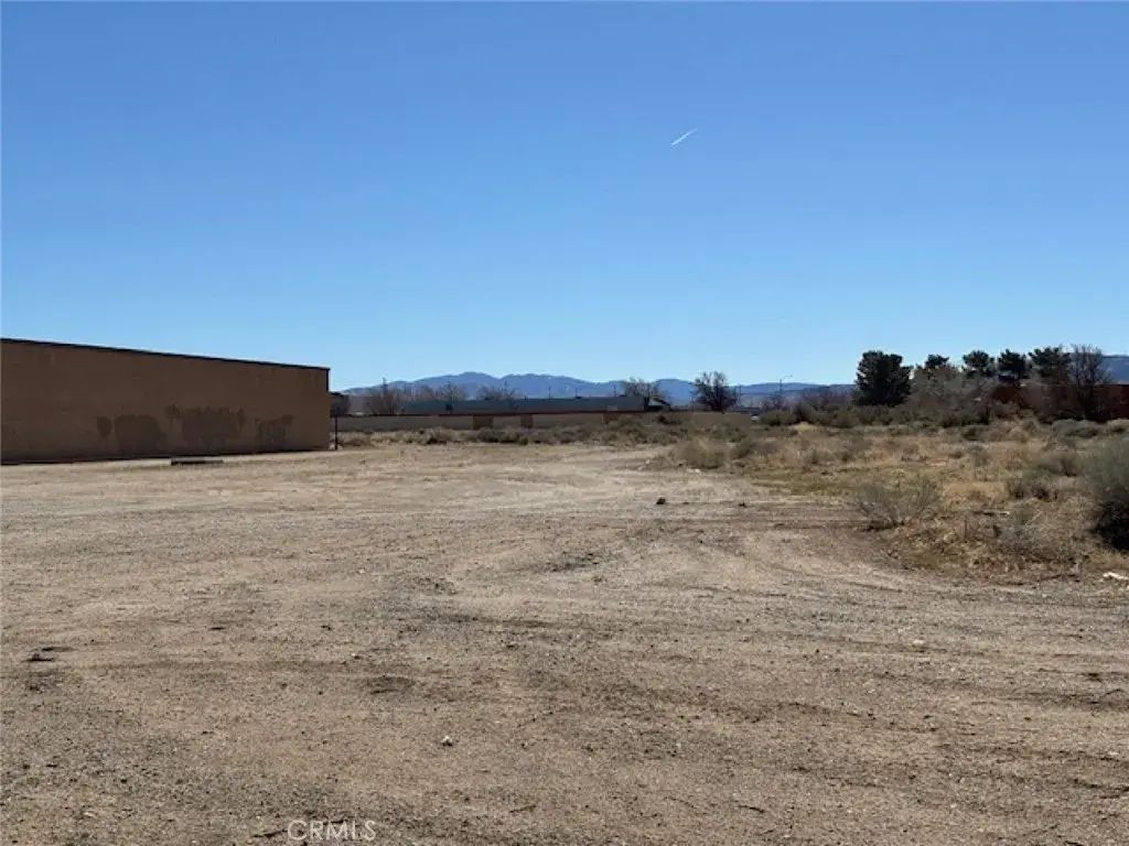 Ave M Vic Antelope, Palmdale