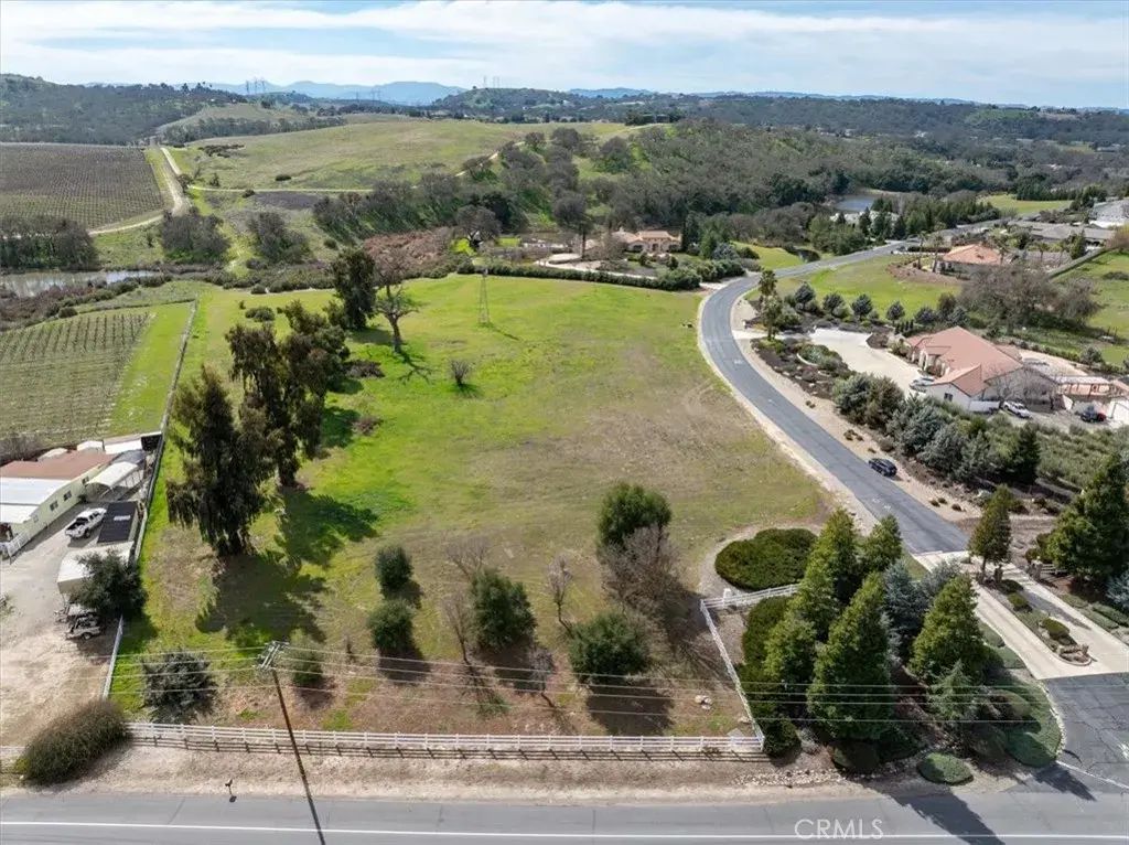 1810 Laguna Del Campo, Templeton