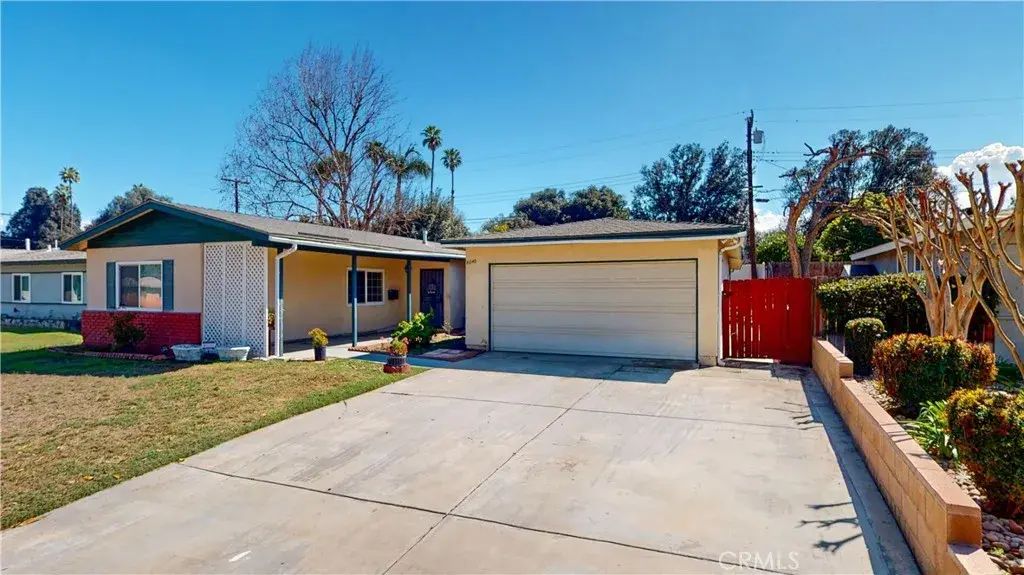 8240 Garfield Street, Riverside