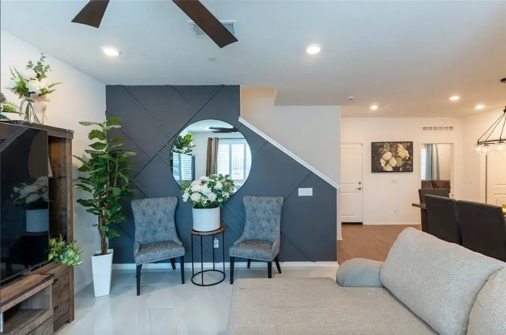 15280 Horizon Street 8, Fontana