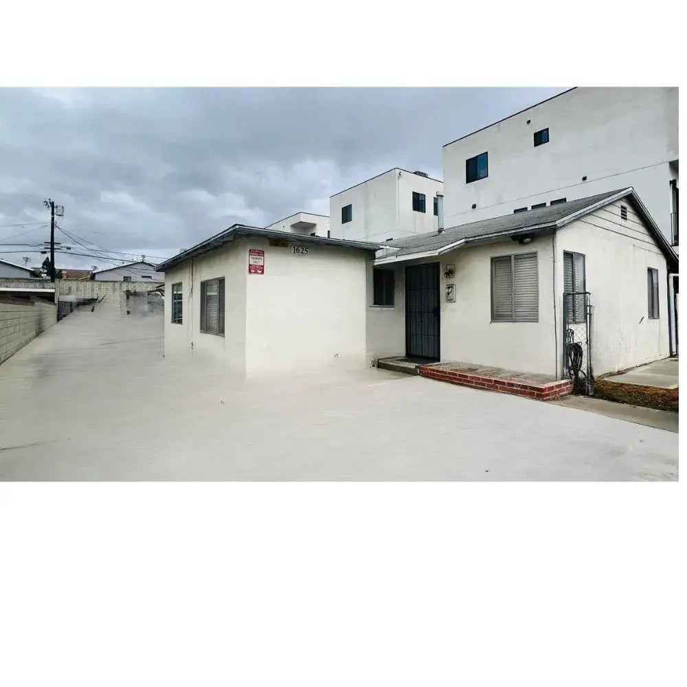 1625 W 208th Street, Torrance