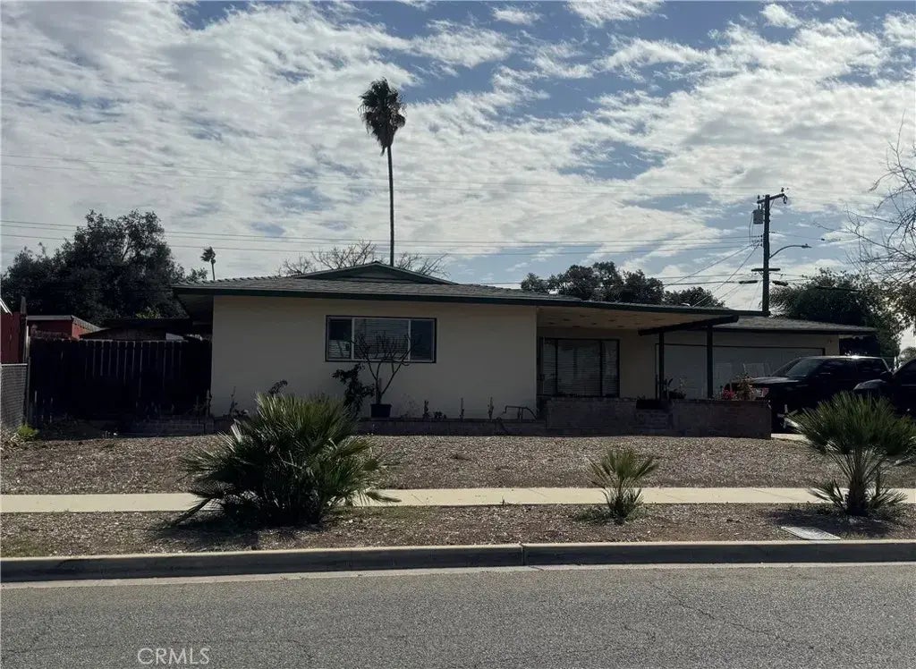 8872 San Vicente Avenue, Riverside