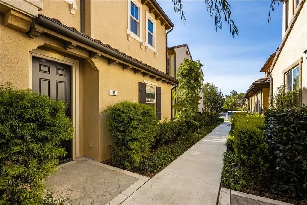 89 Keepsake 50, Irvine