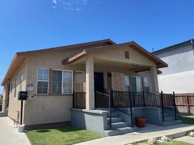 622 W 76th Street, Los Angeles