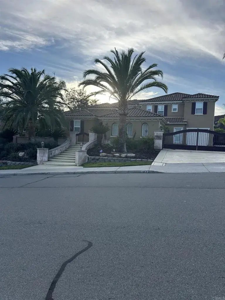684 Coastal Hills Dr, Chula Vista