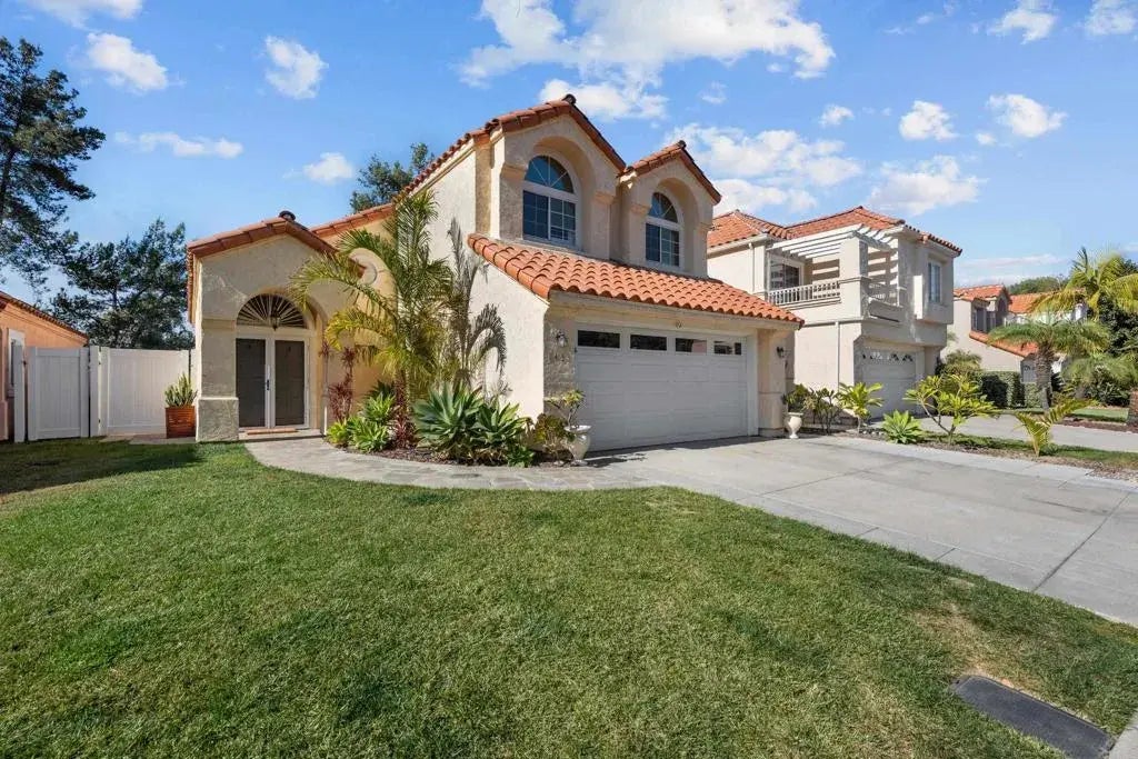 1453 Genoa Drive, Vista