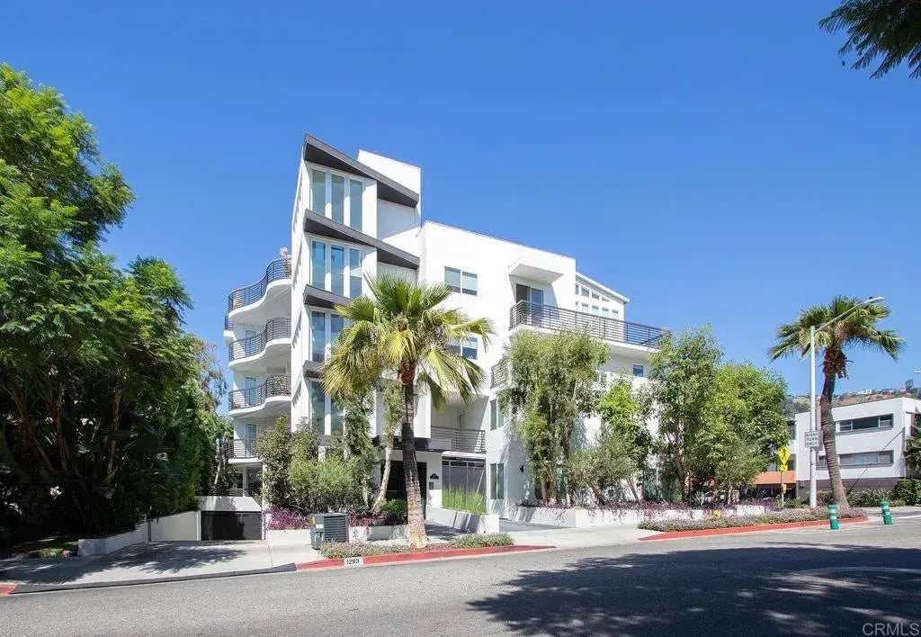 1283 Havenhurst Drive, West Hollywood