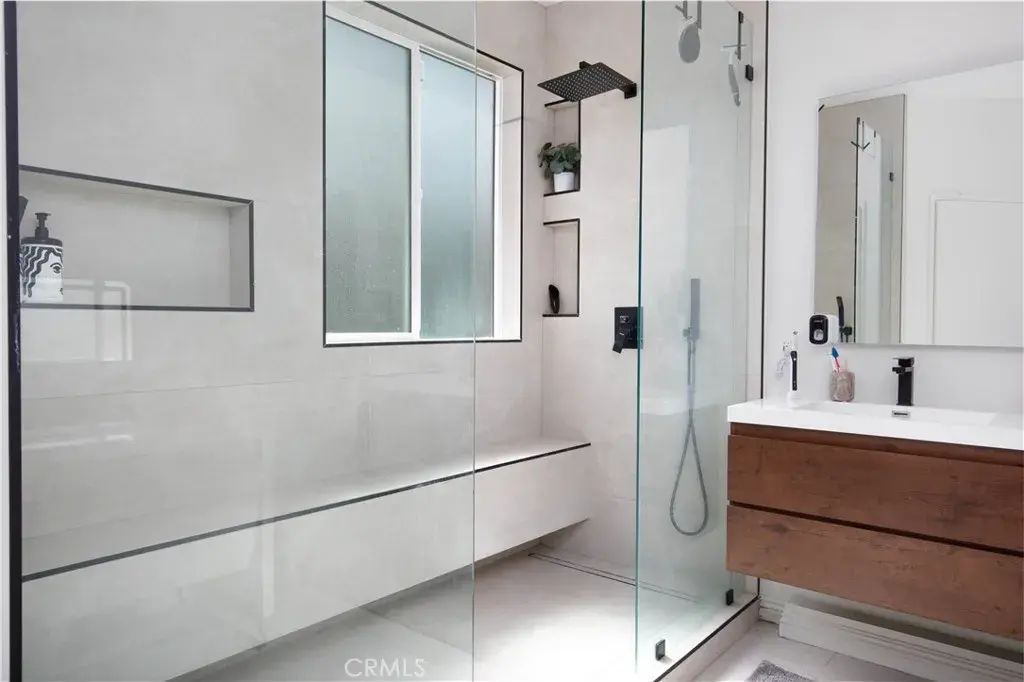 1258 W Avenue H6, Lancaster