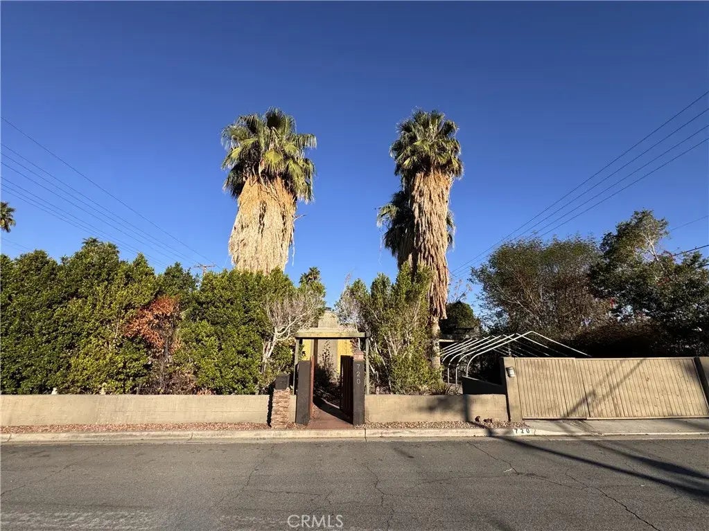 720 S Camino Real, Palm Springs