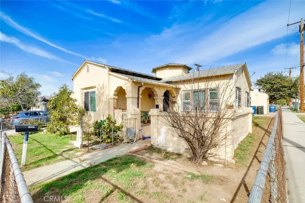 1500 Sampson Place, Los Angeles