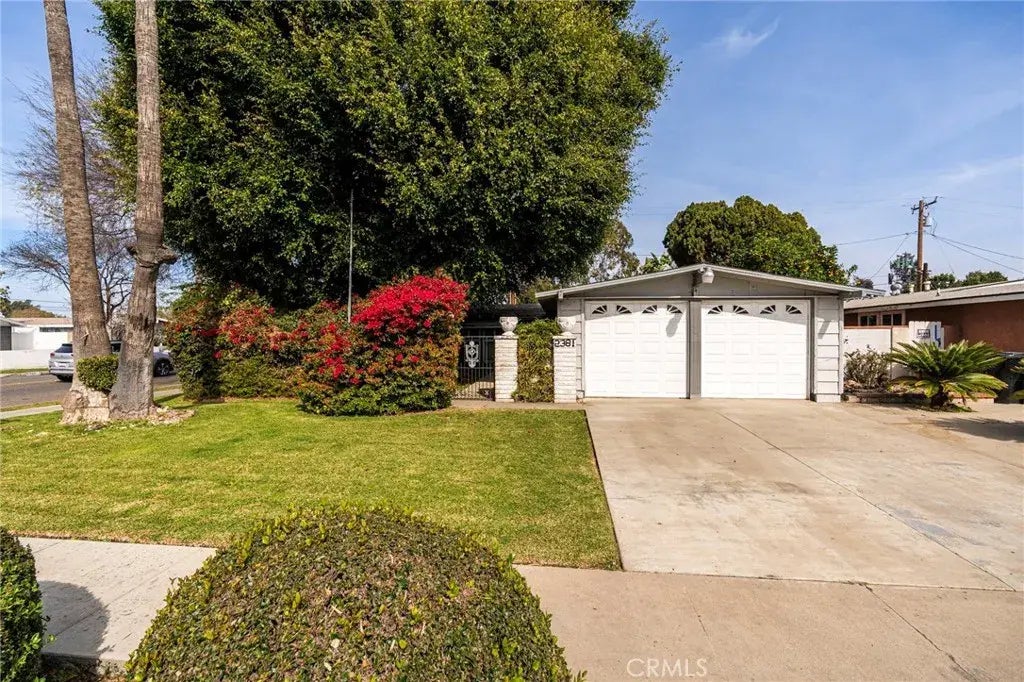 2381 W Transit Avenue, Anaheim