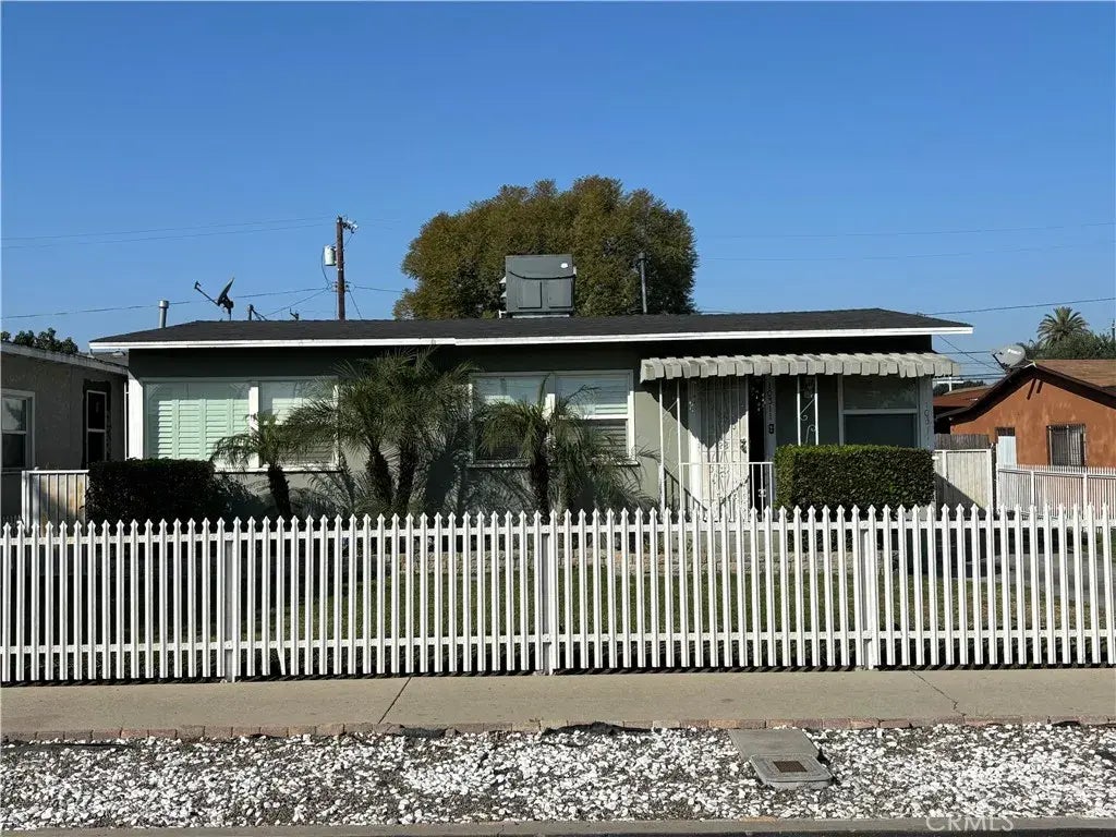 10311 Paloma Avenue, Los Angeles