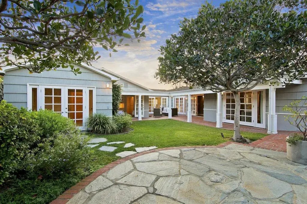 5795 Waverly Avenue, La Jolla