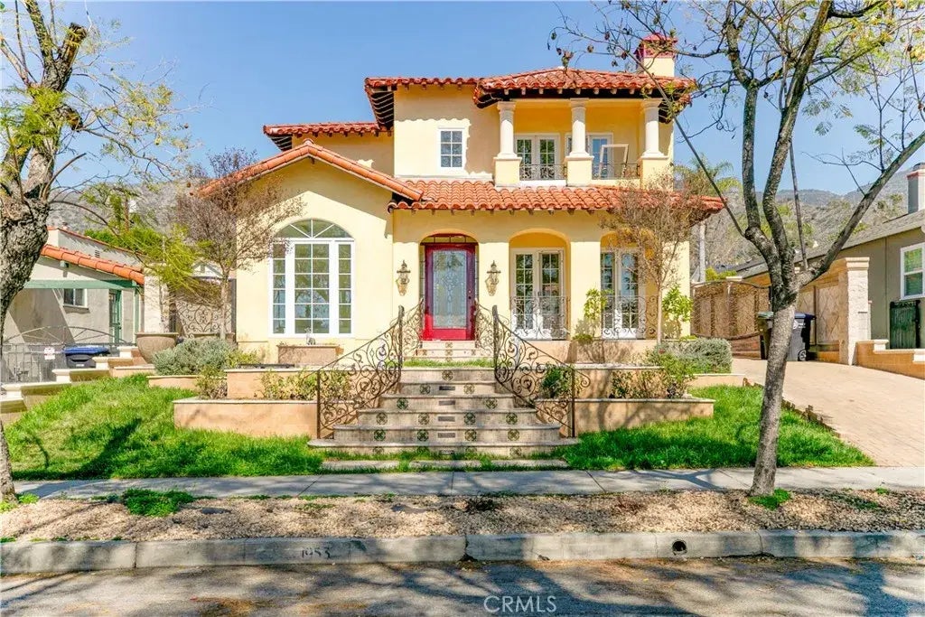 1953 Bellevue Drive, Glendale