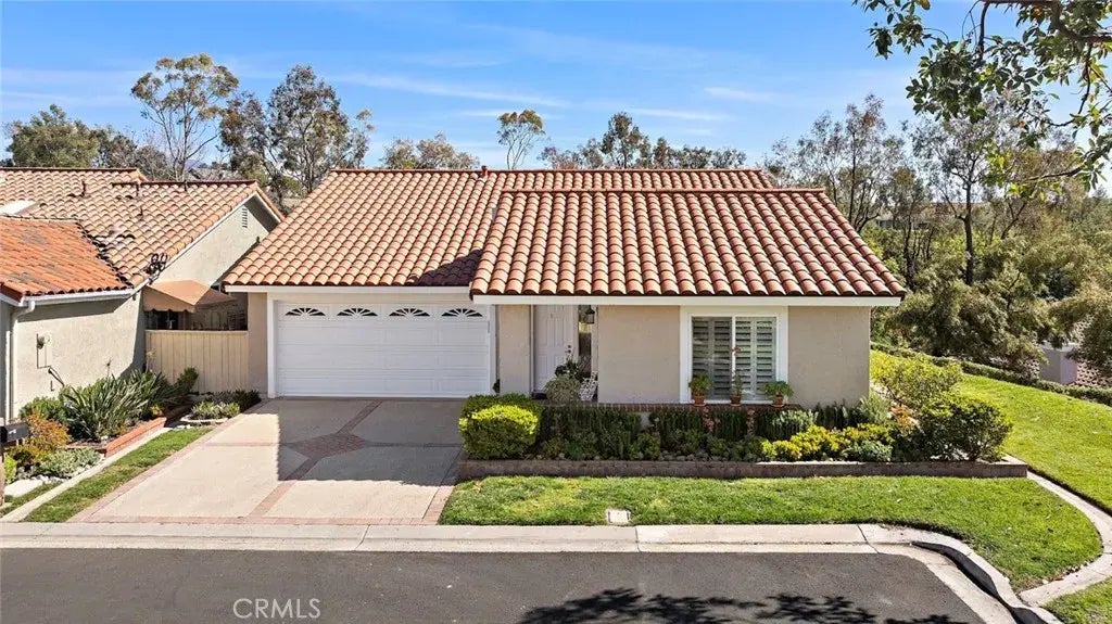 23561 Ribalta, Mission Viejo