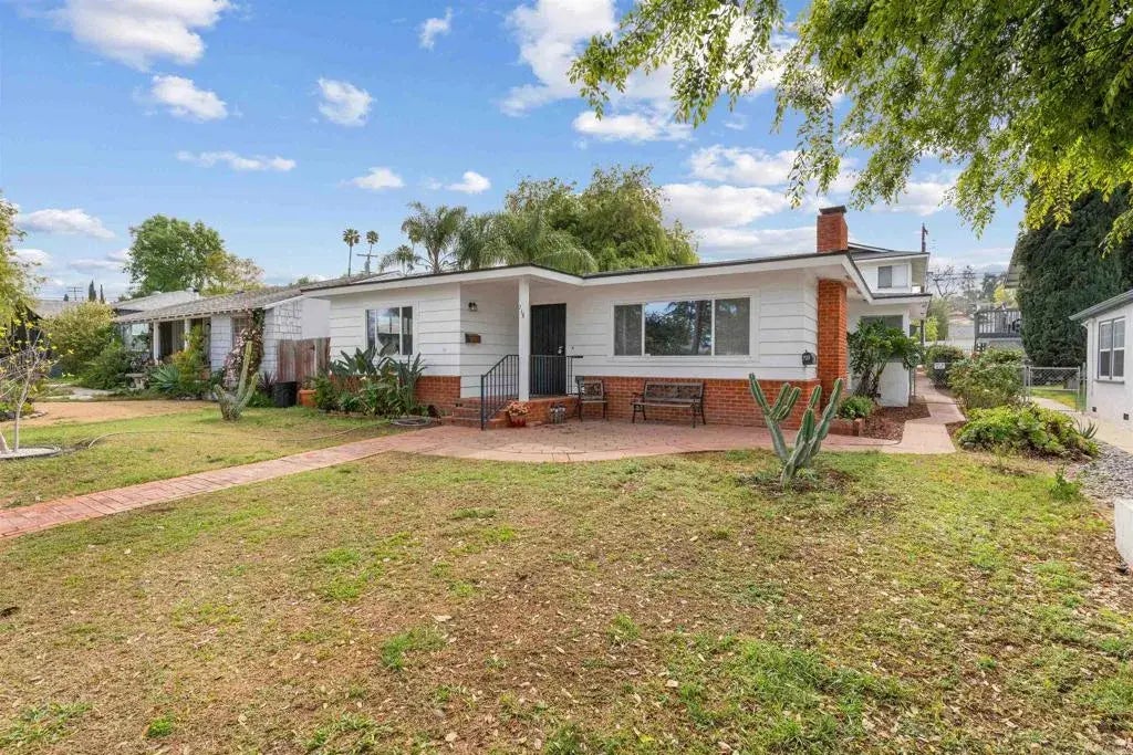 719 E 2nd Ave, Escondido