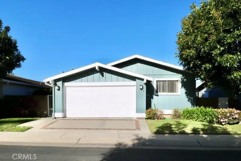 2512 View Lake 159, Santa Ana