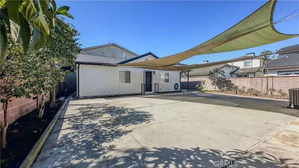 1731 Date Avenue, Torrance