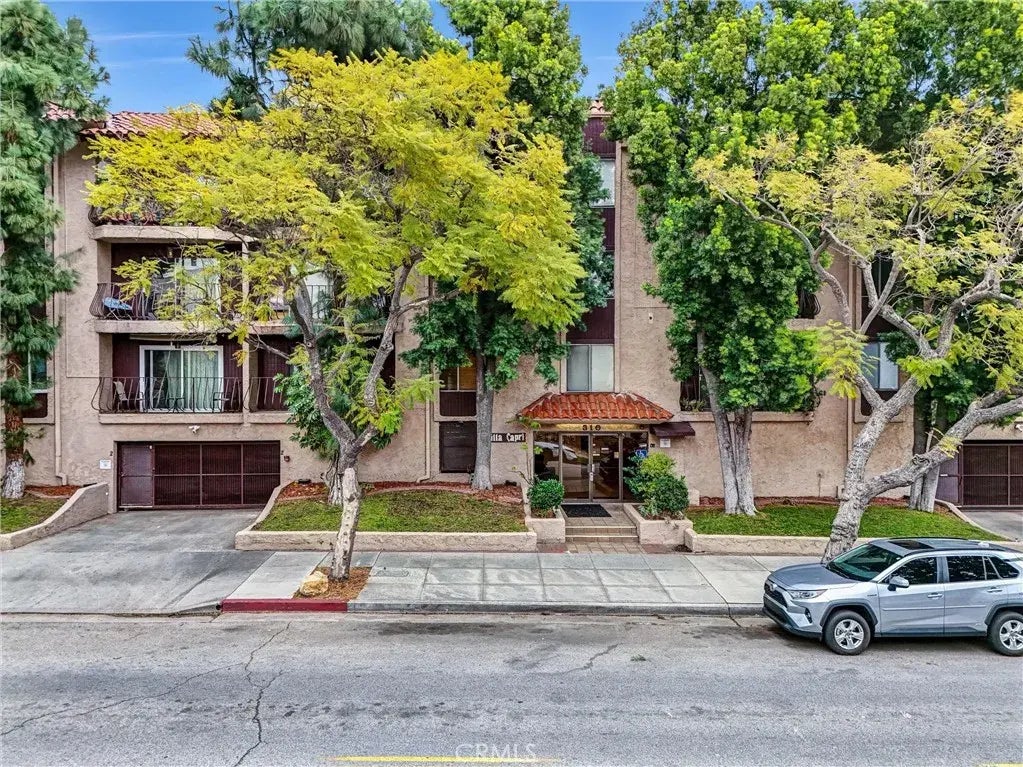 310 North Jackson, Glendale