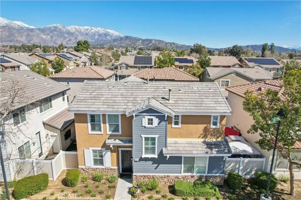 33971 Lily Road, Yucaipa