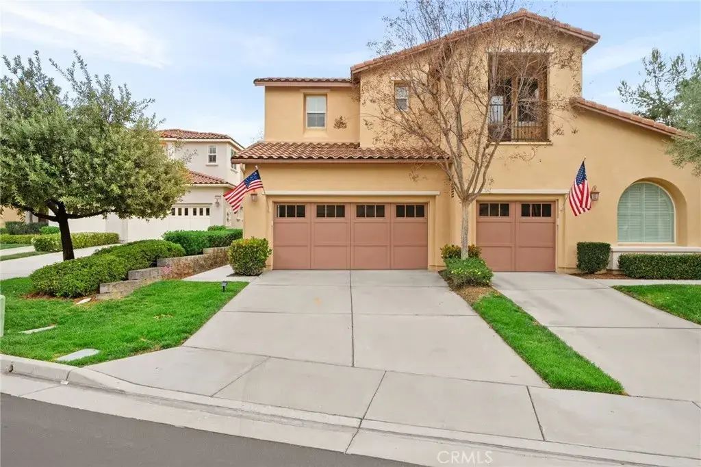 23822 Los Pinos Court, Corona