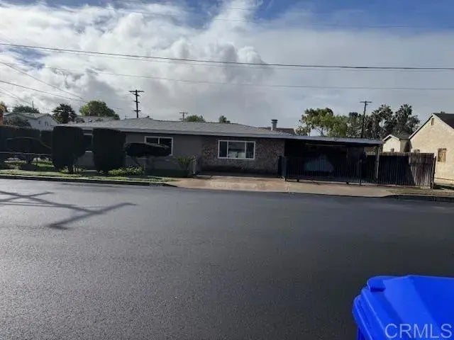 3905 Cottonwood Street, 