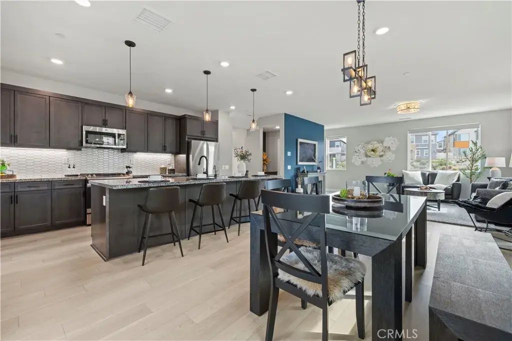 27046 Tanager Lane, Valencia
