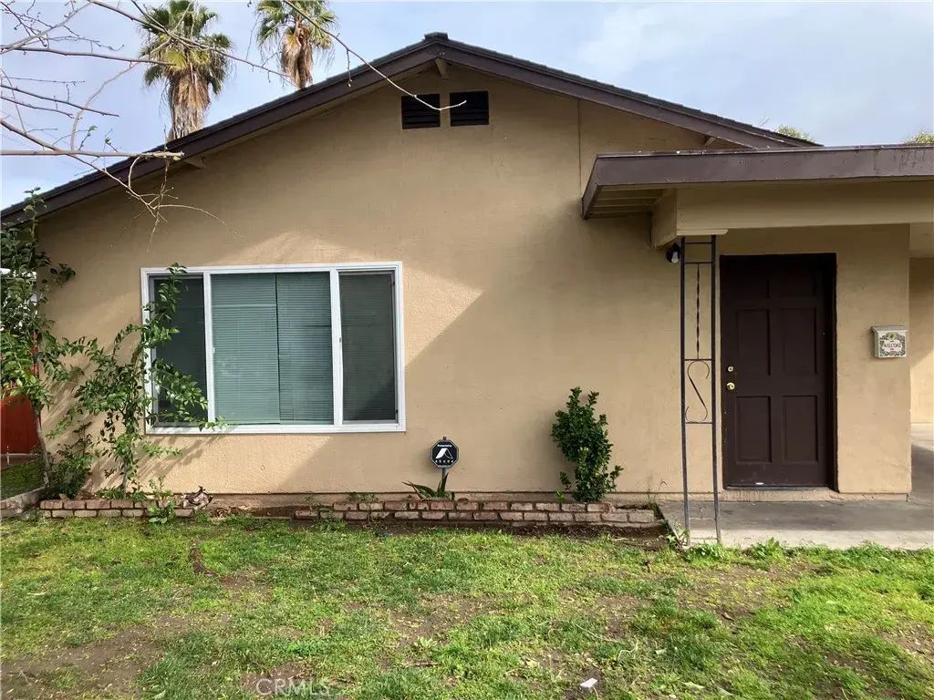 557 Barney Street, Merced