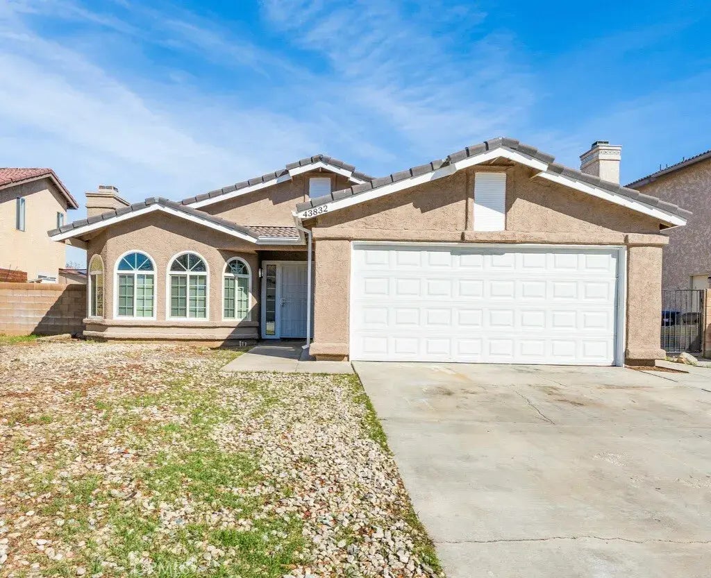43832 Silver Bow Road, Lancaster