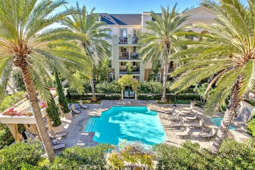 3372 Watermarke Place, Irvine